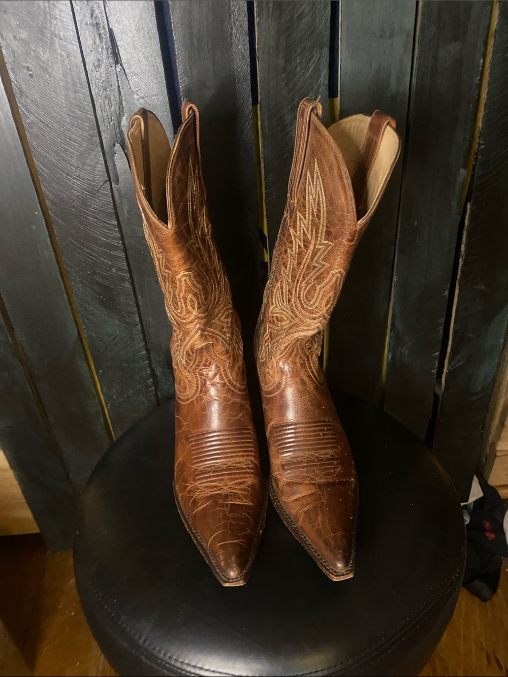 Charlie Horse Classic Brown Leather Cowboy Boots size 7B pointy toe - Picture 1 of 12